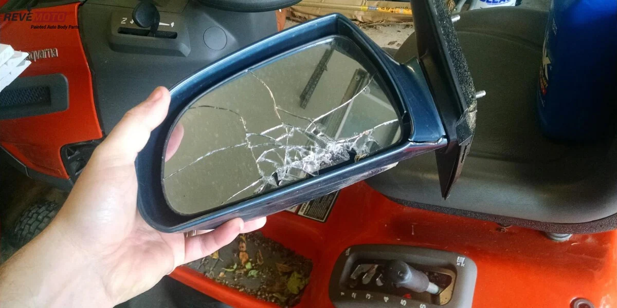How Can You Save Money on Mirror Replacement in Lynn?